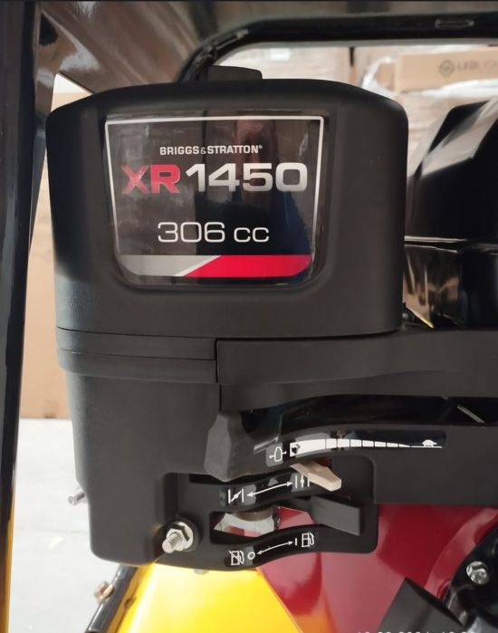 Zagęszczarka płytowa 200kg! z rewersem  C330 Briggs&Stratton 1450XR 20