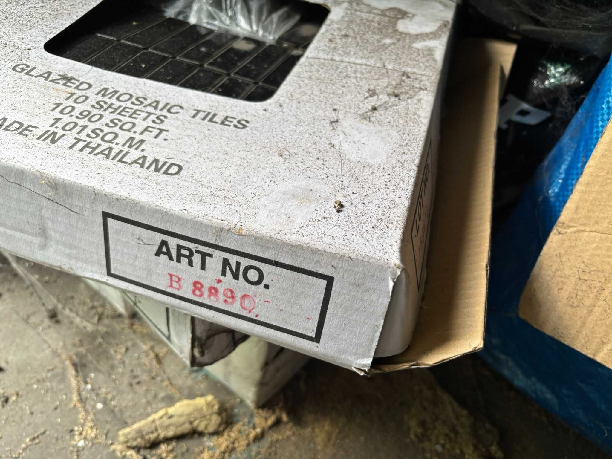 > płytki czarne mozaika dekor na siatce 30x30 ceramiczne połysk black