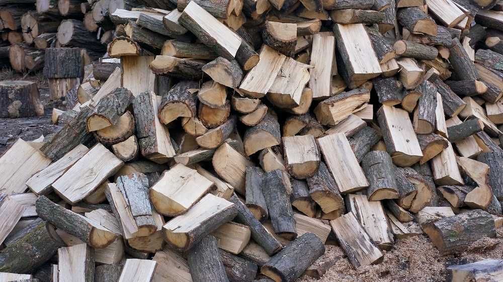 Drewno kominkowe liściaste sezonowane