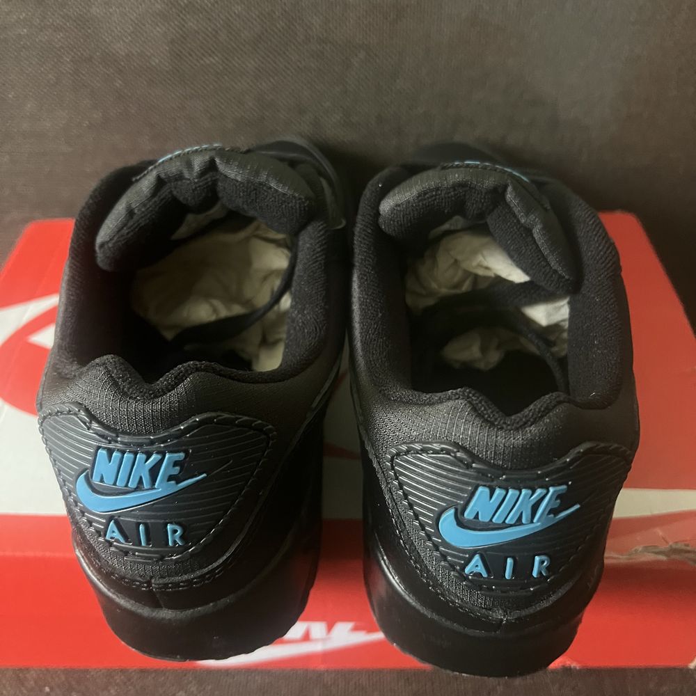 Nike Air Max 90 Black Laser Blue 38,5 Jordan