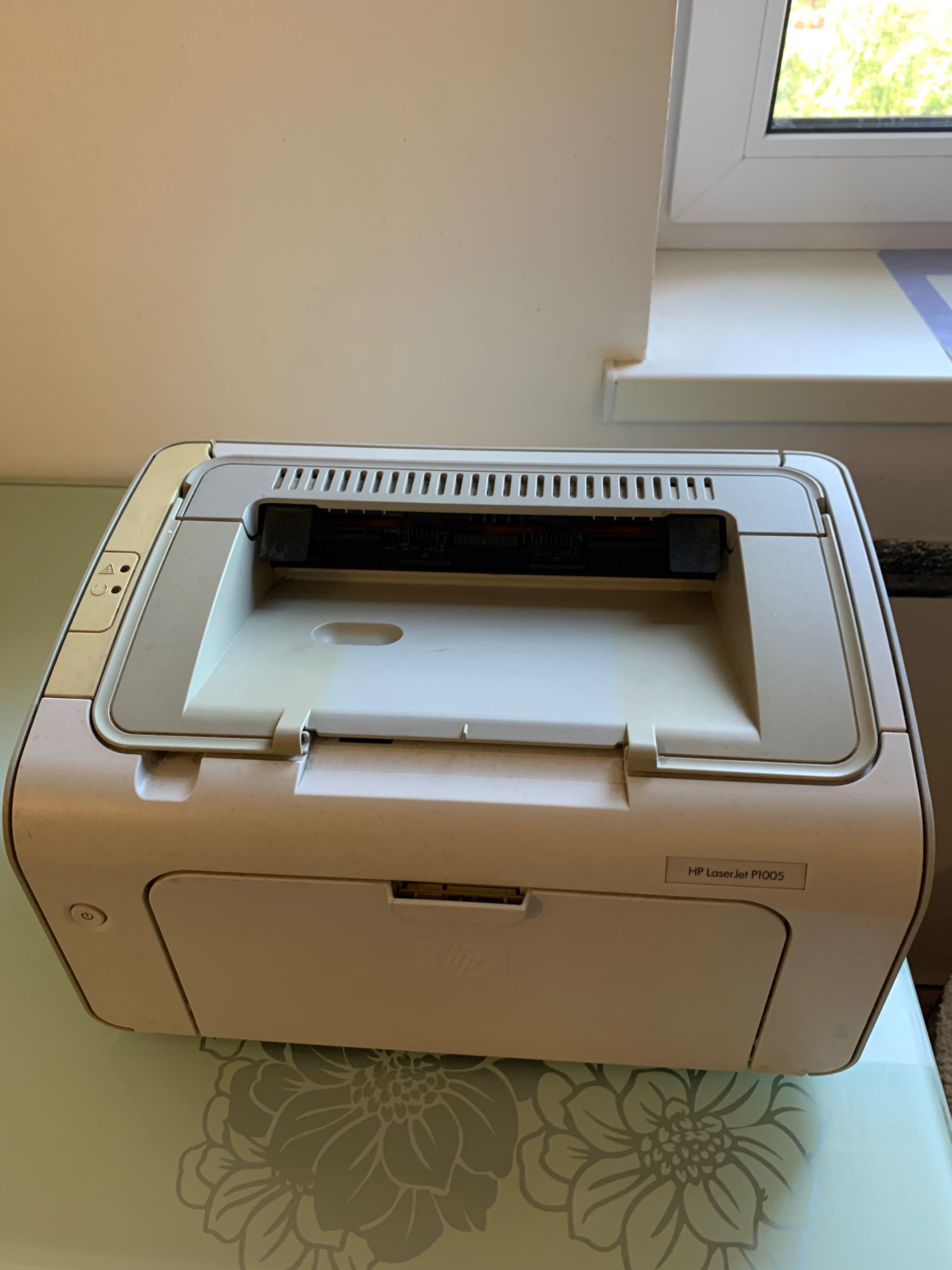 Принтер HP Laser Jet P1005