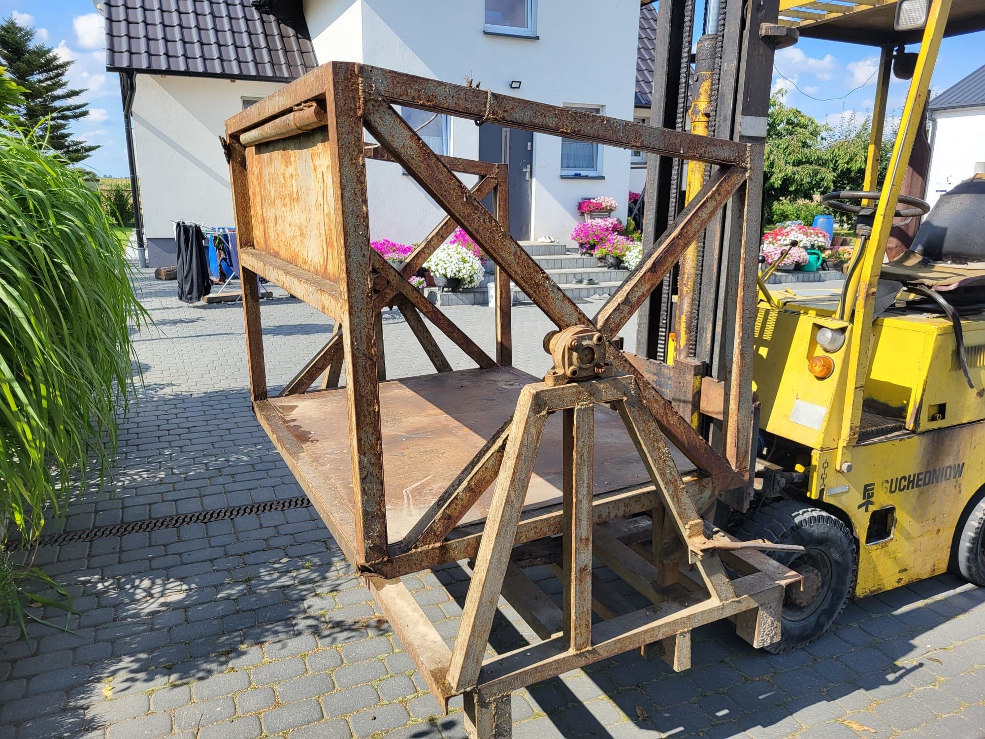 Wózek widłowy RAK 7 + wywrotnica do skrzyni