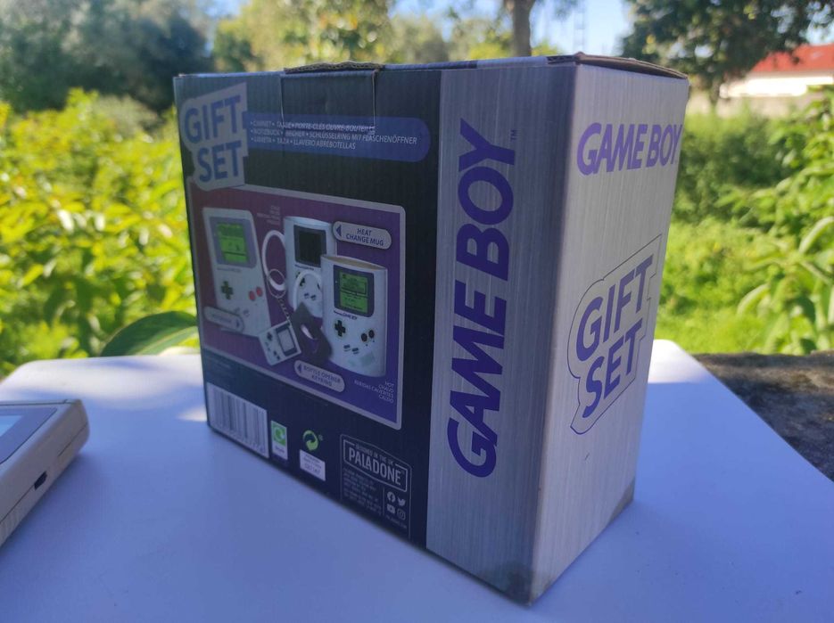 Nintendo Game Boy DMG-01 + Jogos + Acessórios Paladone