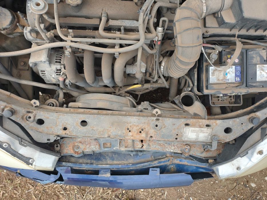 Ótimo carro após um pequeno acidente.