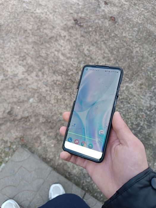 OnePlus 8 Робочий