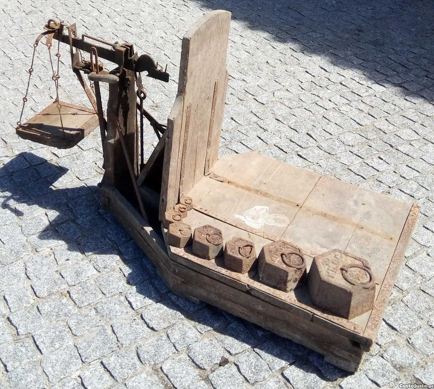 Balança de Agricultor com Oito Pesos