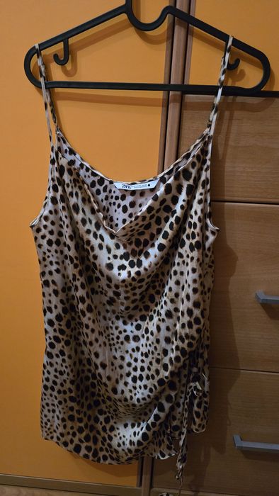 Tops de alça tigrado