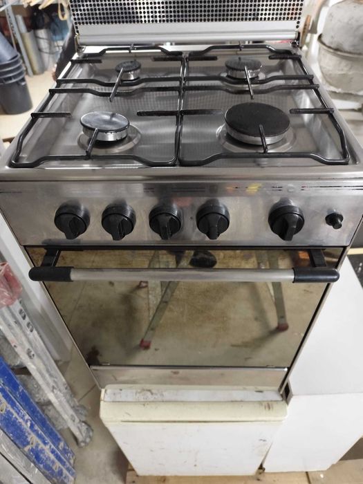 Fugão a Gás com Forno