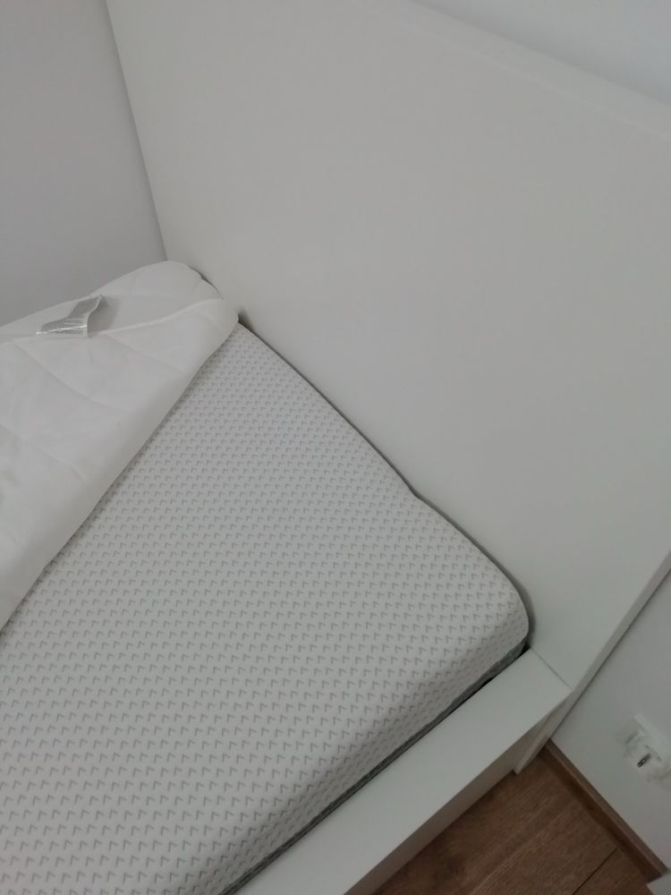 Łóżko Ikea Malm 90x200 biale z szufladami
