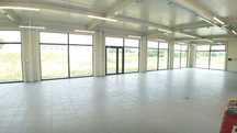 Przeszklona hala 264m2 , dwie bramy wjazdowe Uniejów