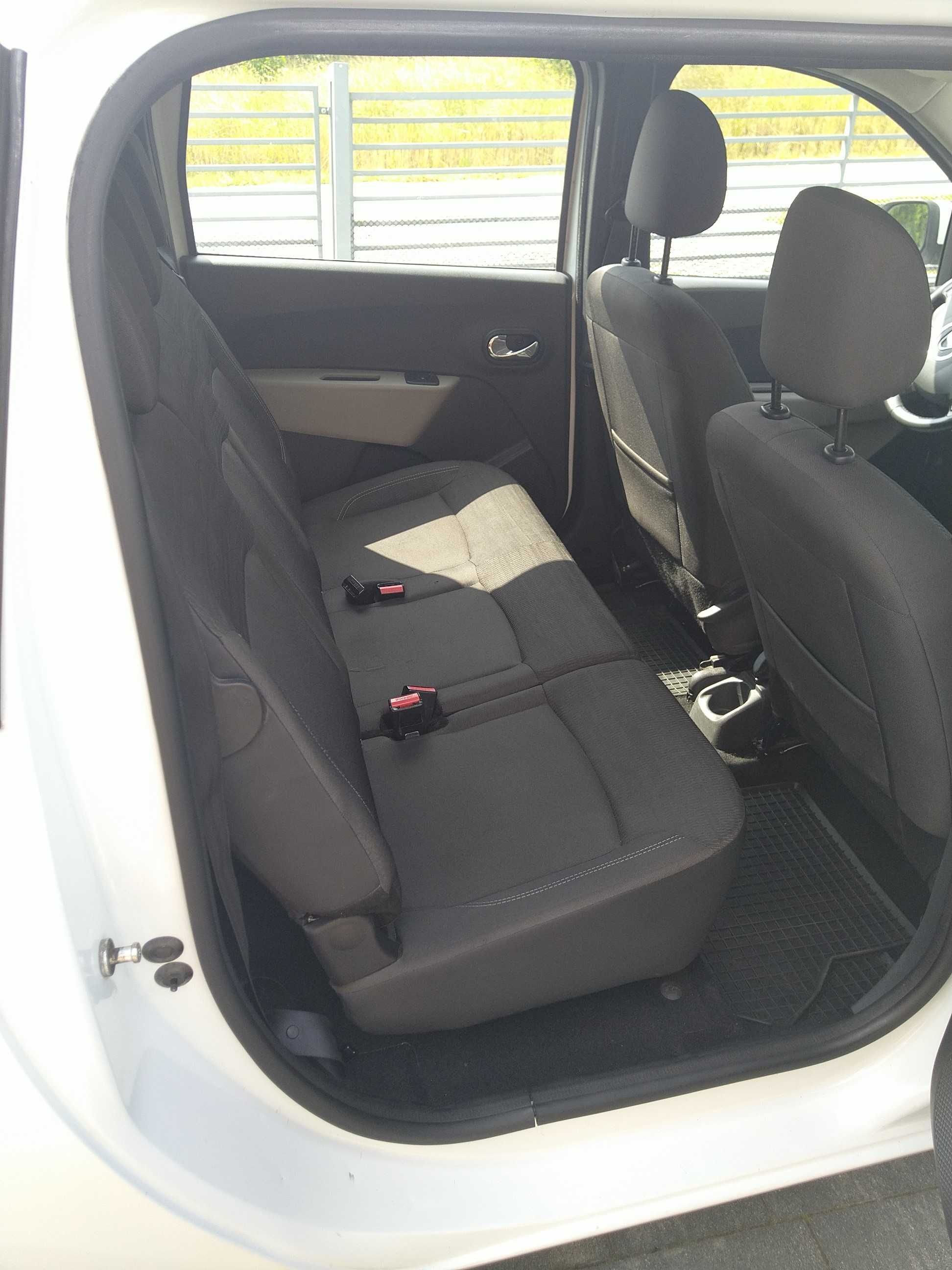 Dacia Lodgy 2014 mały przebieg, bezwypadkowy