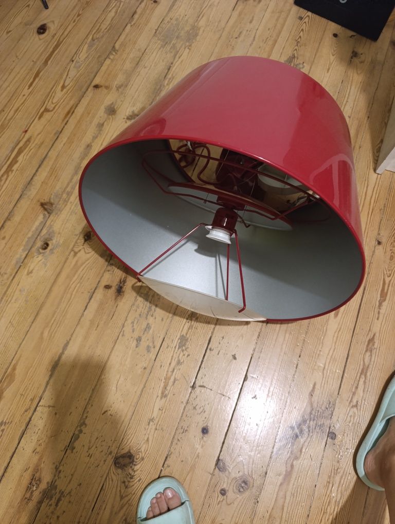 Candeeiro tecto vermelho, Ikea, optimo estado