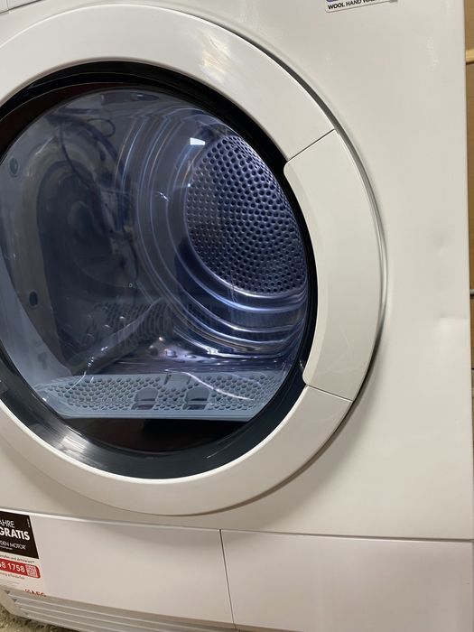 Сушильна машинка AEG / 8 кг / Німеччина