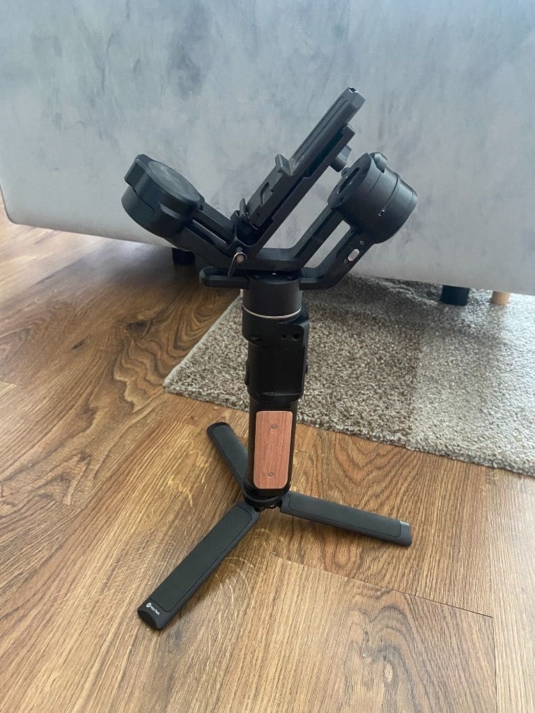 Stabilizator ręczny | gimbal 3-osiowy FeiyuTech AK2000 do aparatów