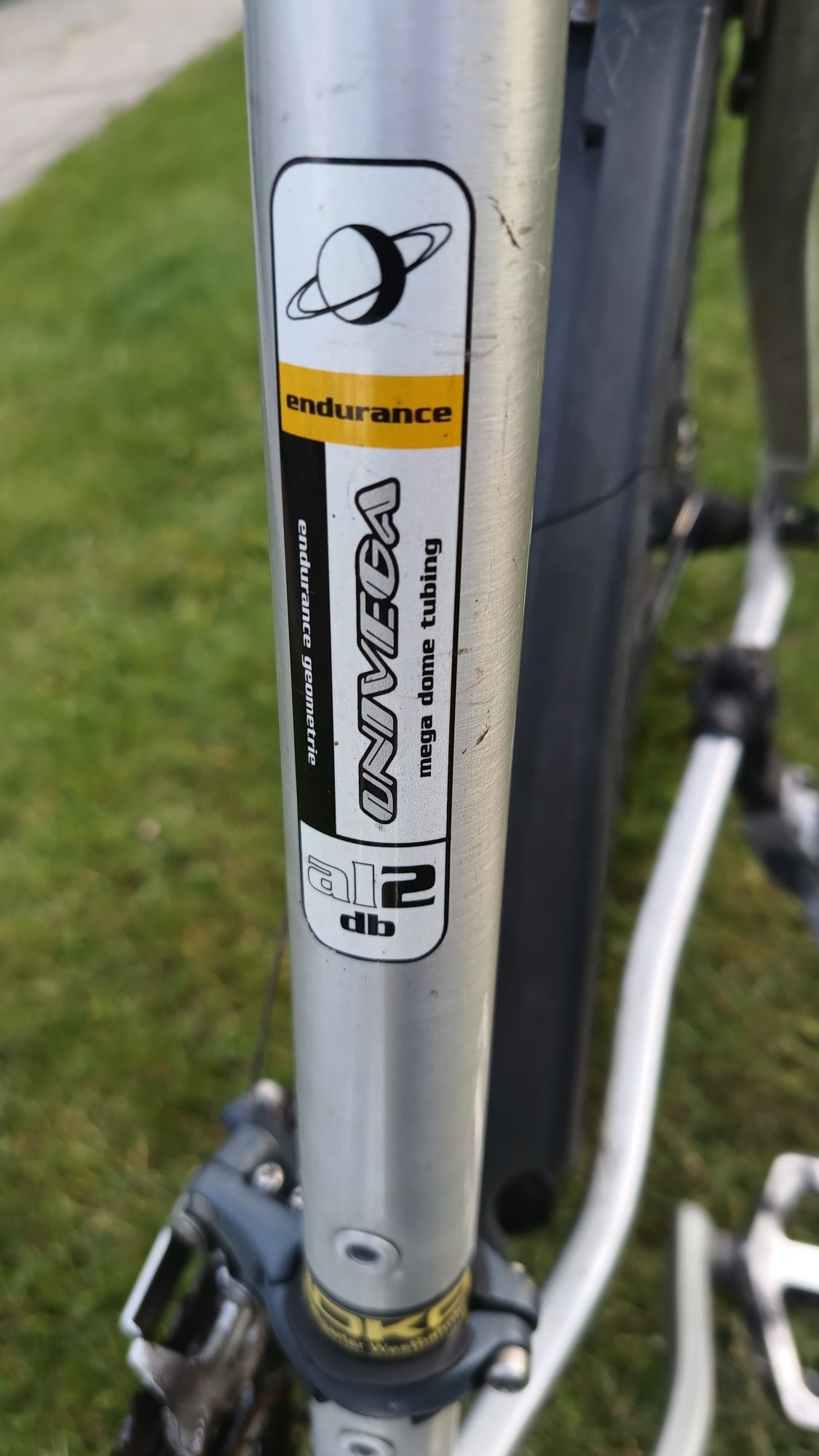 Rower UNIVEGA 580 disc, Shimano Deore LX, koło 26, rama M,