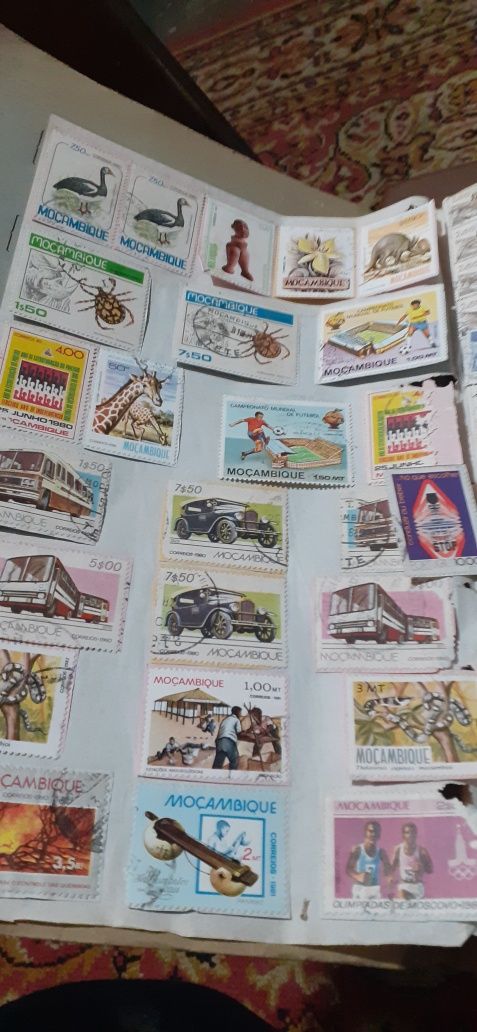 Tenho para venda os seguintes selos