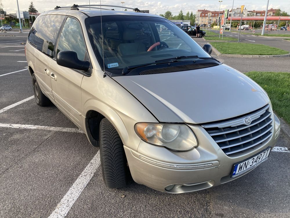 Chrysler Town & Country 3,8 benz+lpg