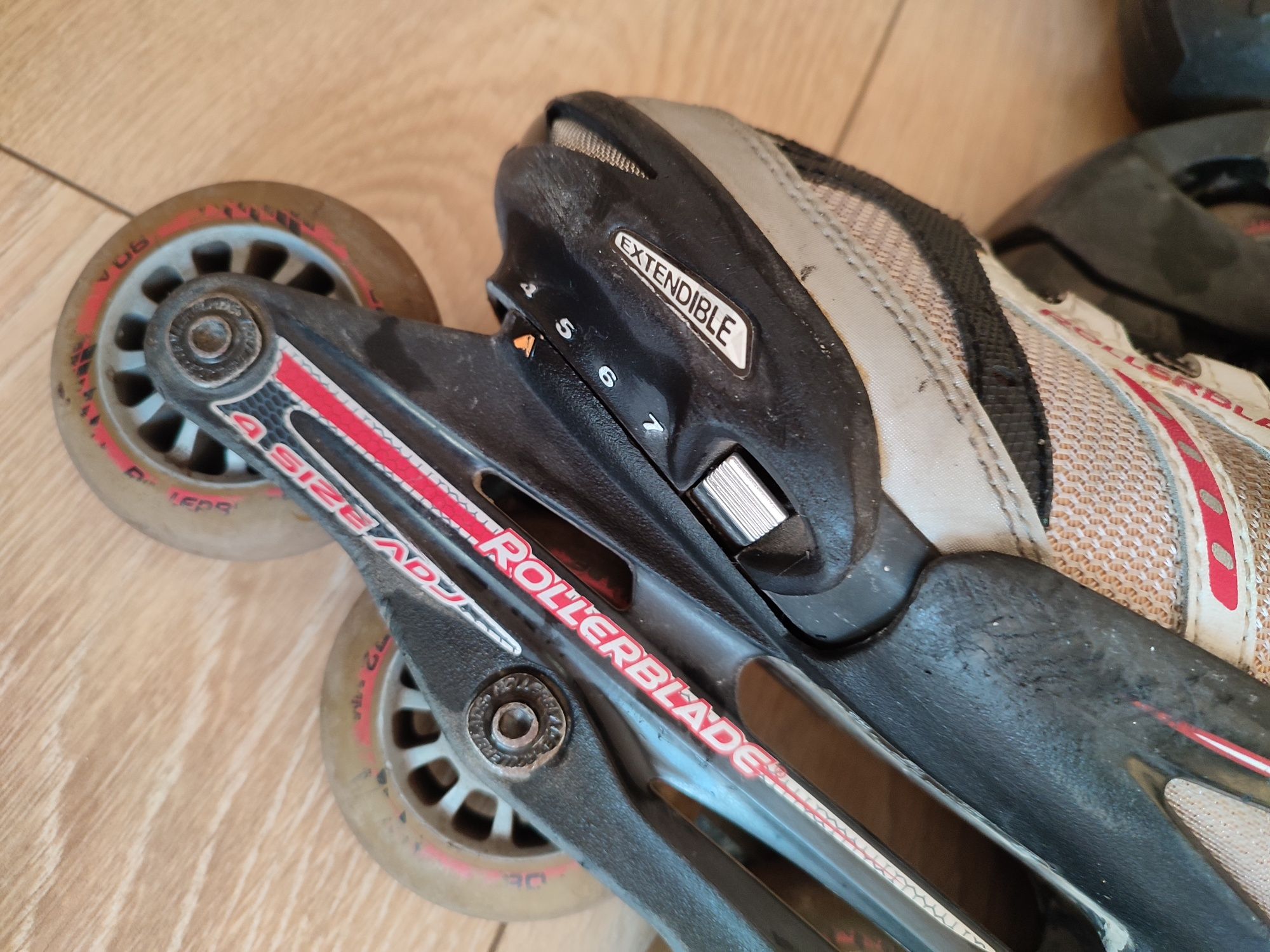 Obniżka ceny Rolki Rollerblade regulowane 36-40 22.5-25.5