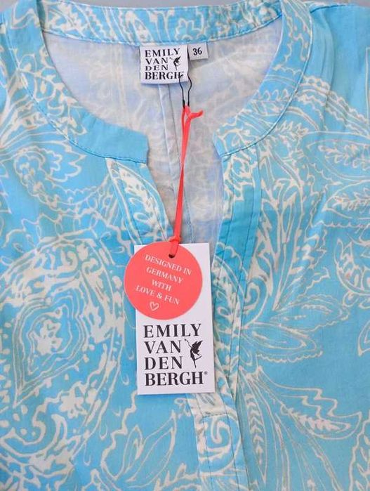 blusa Emily van den bergh com mandalas