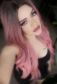 Peruka różowa ombre długie włosy bez świecenia JAK naturalna