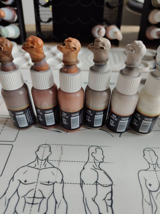 Two Thin Coats FARBKI 54 FARBY