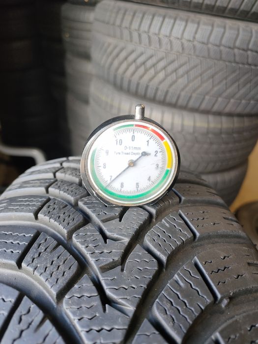 185/65r15 Falken EuroWinter HS01 z 2019r około 7mm