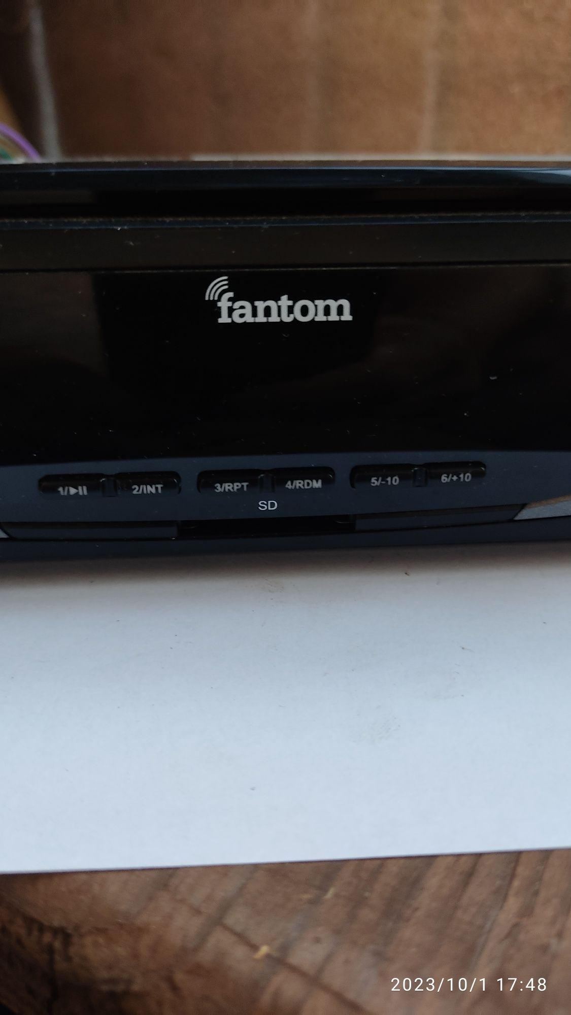 Автомагнітола  (SD.   USB  FM). Fantom FP-300