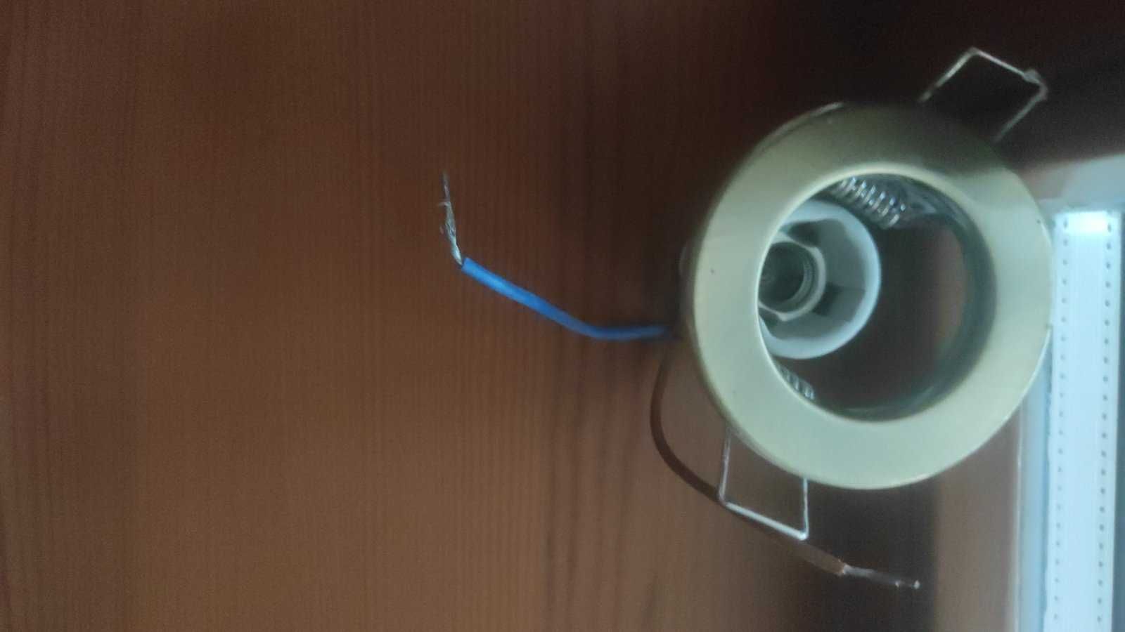 Світильники для підвісної або натяжної стелі