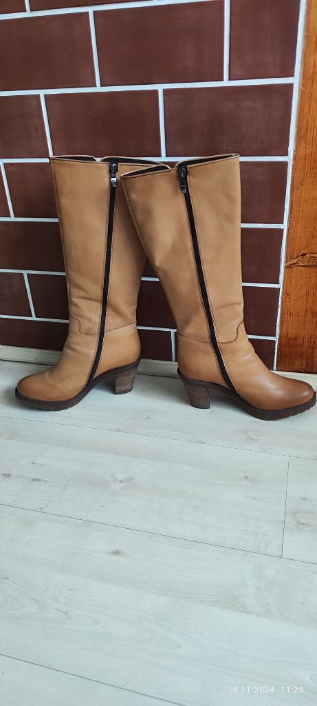 Kozaki Solo Femme 38 skóra naturalna camel, brąz
