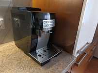 Ekspres do kawy DeLonghi Magnifica S Cappuccino – uszkodzony