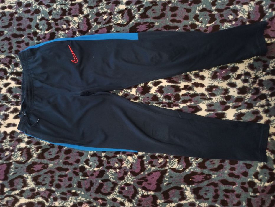 Спортивні штани Nike dri-fit