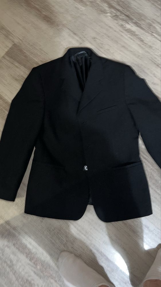 Czarna Marynarka dla chlpca 146 cm