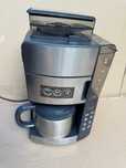 Ekspres do  kawy  przelewowy z młynkiem RUSSELL HOBBS