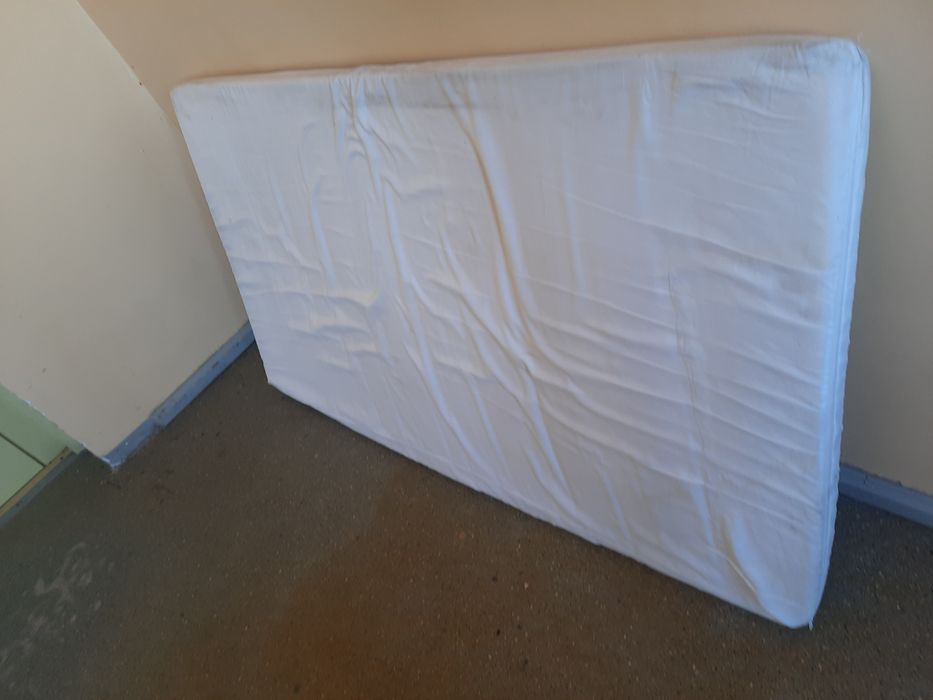 Materac 80x140x7 łóżka łóżeczka piankowy pokrowiec ściągany na zamek