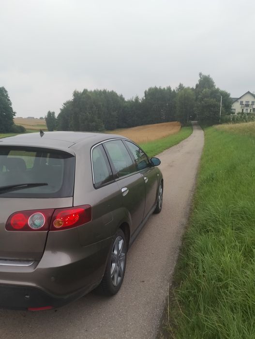 Sprzedam lub zamienię na quad lub cross Fiat Croma 1,9 150km automat