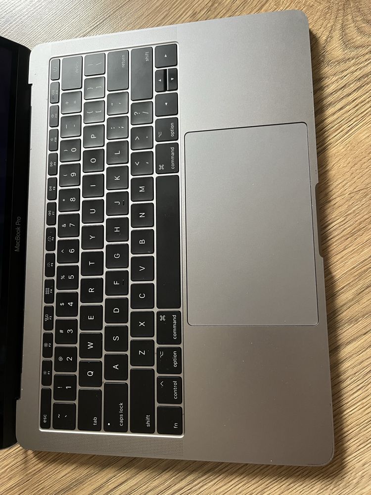 MacBook Pro (A1708) i5, 16/250gb