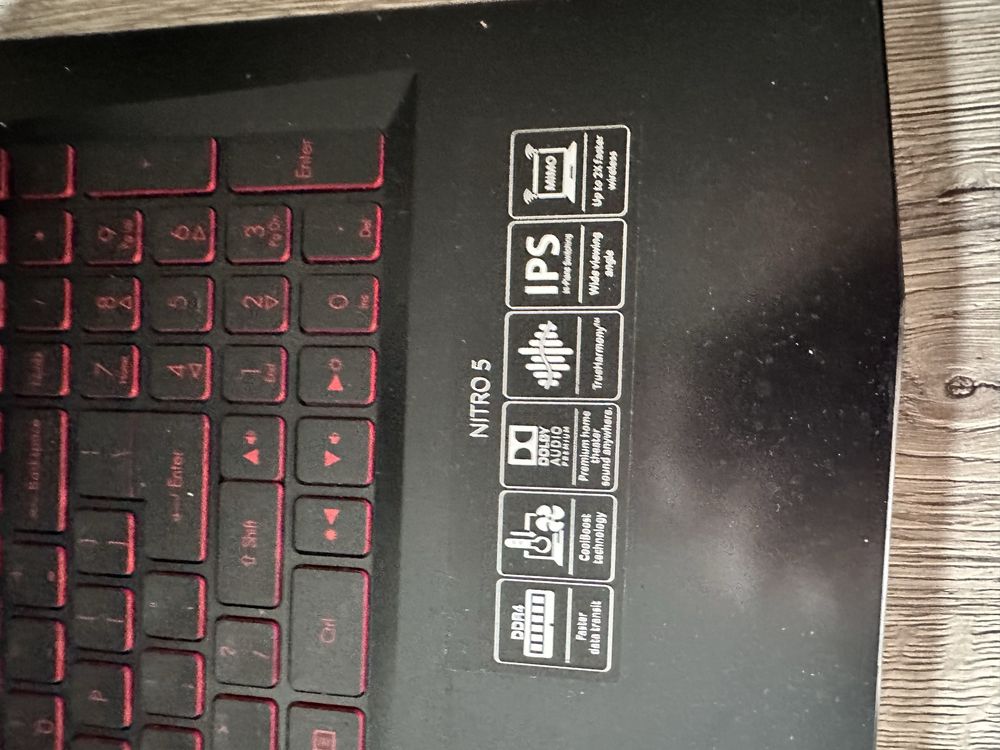 Laptop Acer Nitro V