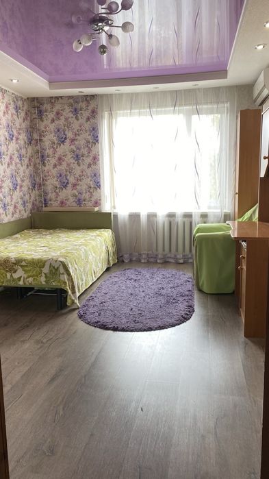 Продам без комісії двохкімнатну квартиру, спецпроєкт