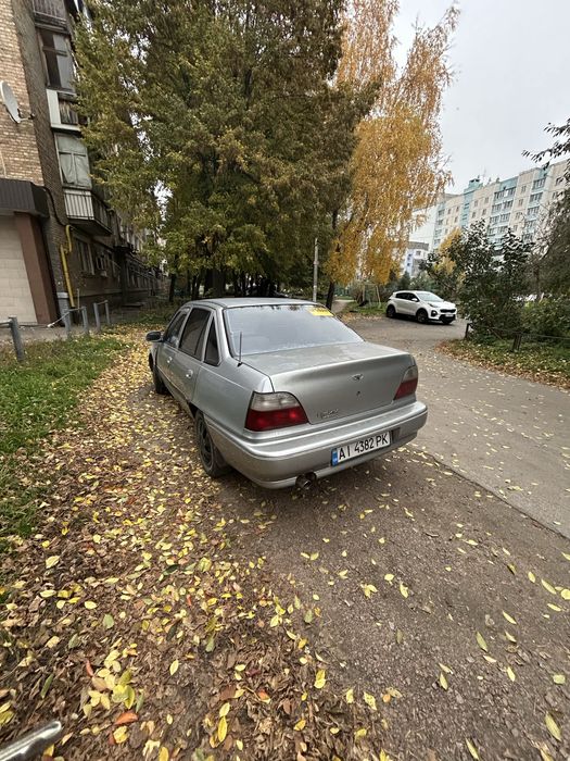 Продам нексию на полному ходу