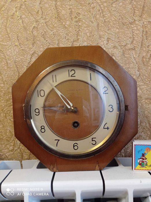 Часы настенные Весна СССР