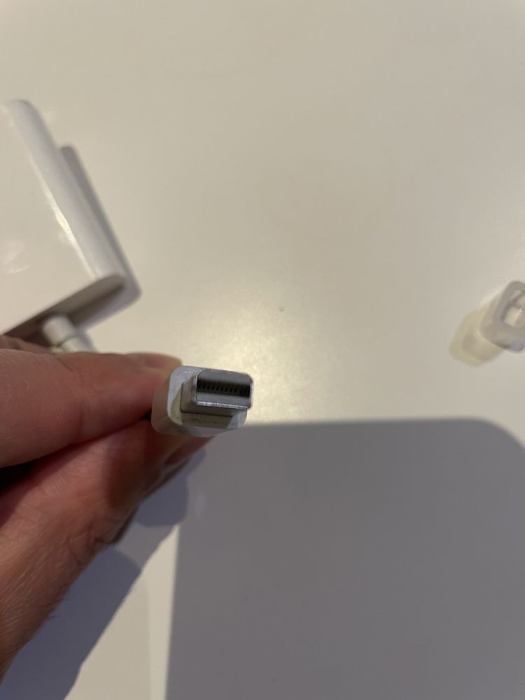 Przejściówka DisplayPort-VGA Apple A1307