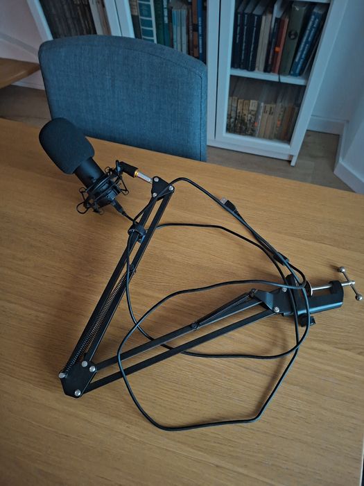 Mikrofon Maono statyw