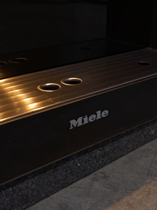 Кавомашина Miele CVA 6805 з Підключенням до води Чорний Обсидіан