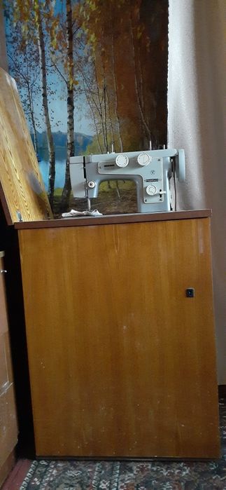 Швейні машинки(Подольськ та Csepel 30).Ножні