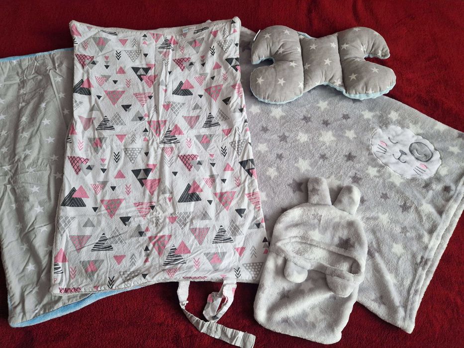 Kocyki do nosidła dla niemowlaka 3 sztuki + poduszka i pokrowiec