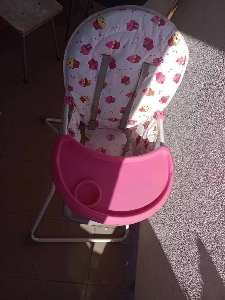 Krzesło do karmienia dziecka