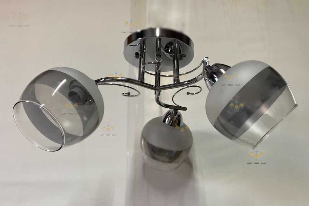 Люстра на 3 плафона Хром припотолочна