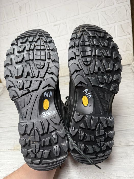 Крутые мужские ботинки lowa renegade gtx gore-tex ( описание )