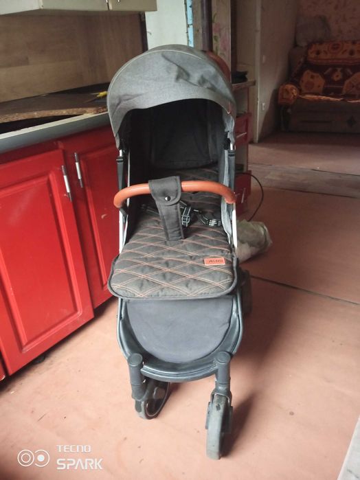 Прогулянкова коляска Carrello Supra CRL-5510