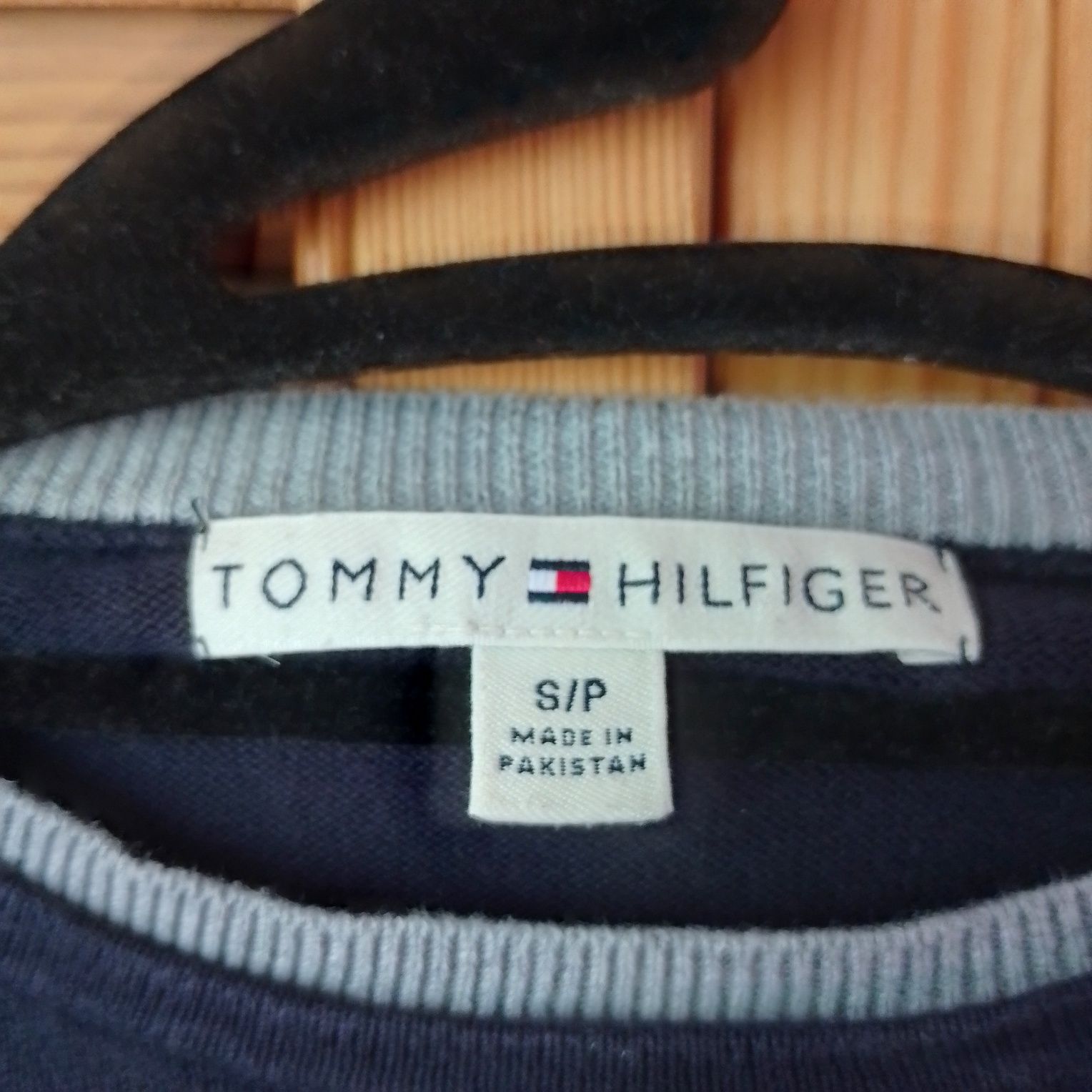 Tommy Hilfiger sweterek